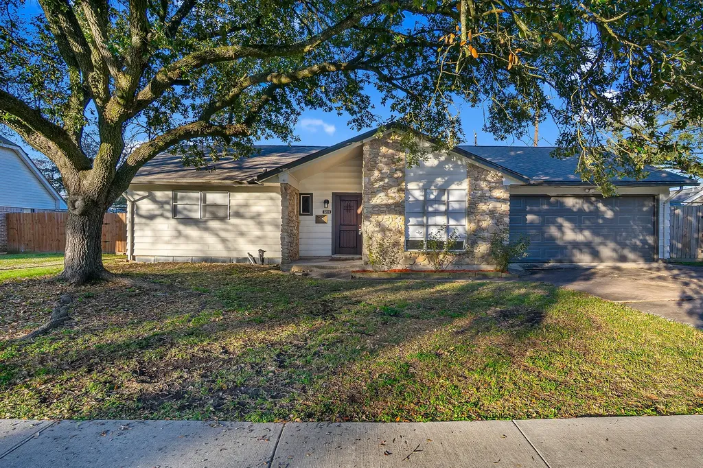 3210 Valley Brook Drive La Porte TX 77571
