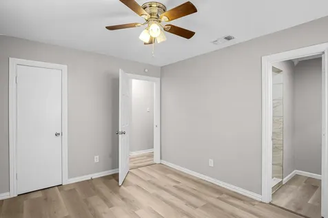 3210 Valley Brook Drive La Porte TX 77571
