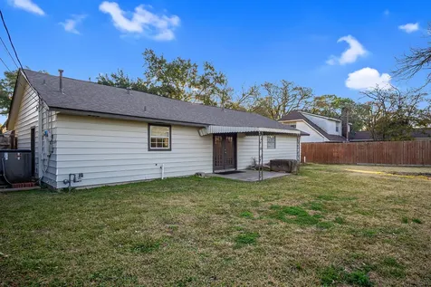 3210 Valley Brook Drive La Porte TX 77571
