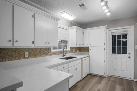 3210 Valley Brook Drive La Porte TX 77571
