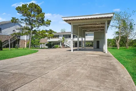 2208 Elton Street Baytown TX 77520