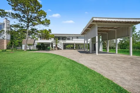 2208 Elton Street Baytown TX 77520