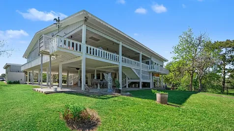2208 Elton Street Baytown TX 77520