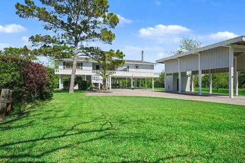 2208 Elton Street Baytown TX 77520