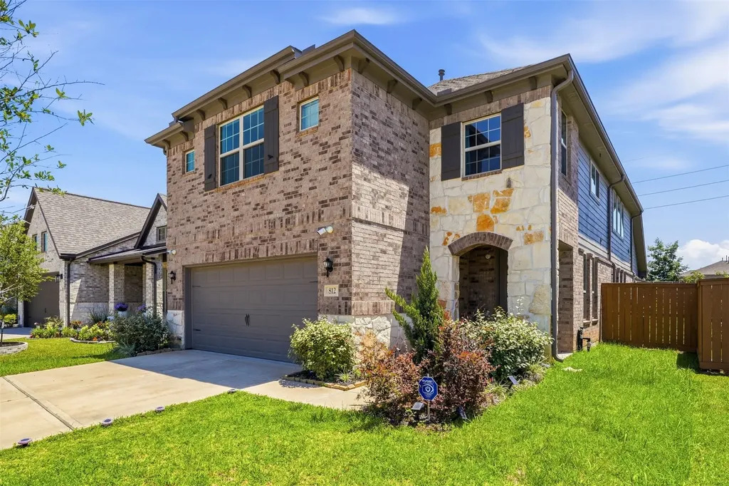 812 Coronado Terrace Lane Katy TX 77493