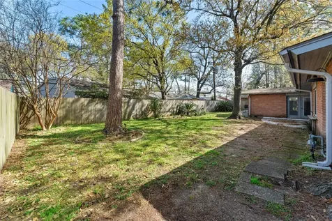 10134 Hanka Drive Houston TX 77043