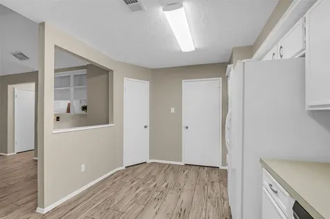 11827 Brook Meadows Lane Meadows Place TX 77477