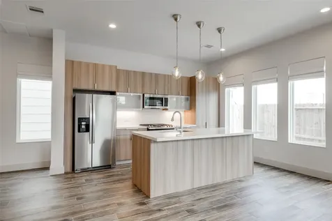4402 Santorini Lane Houston TX 77045