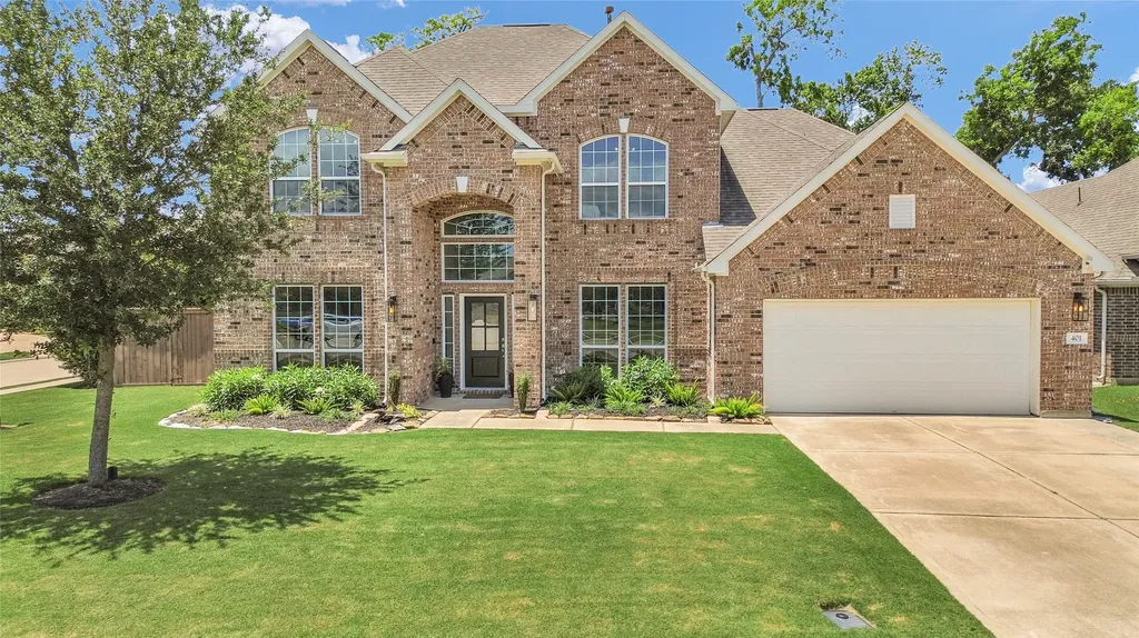 401 Bentwood Way Clute TX 77531