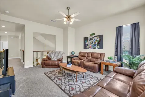 401 Bentwood Way Clute TX 77531