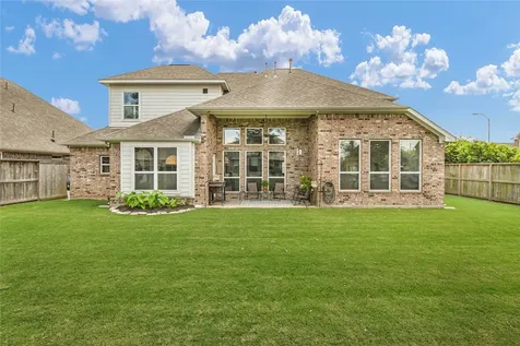 401 Bentwood Way Clute TX 77531