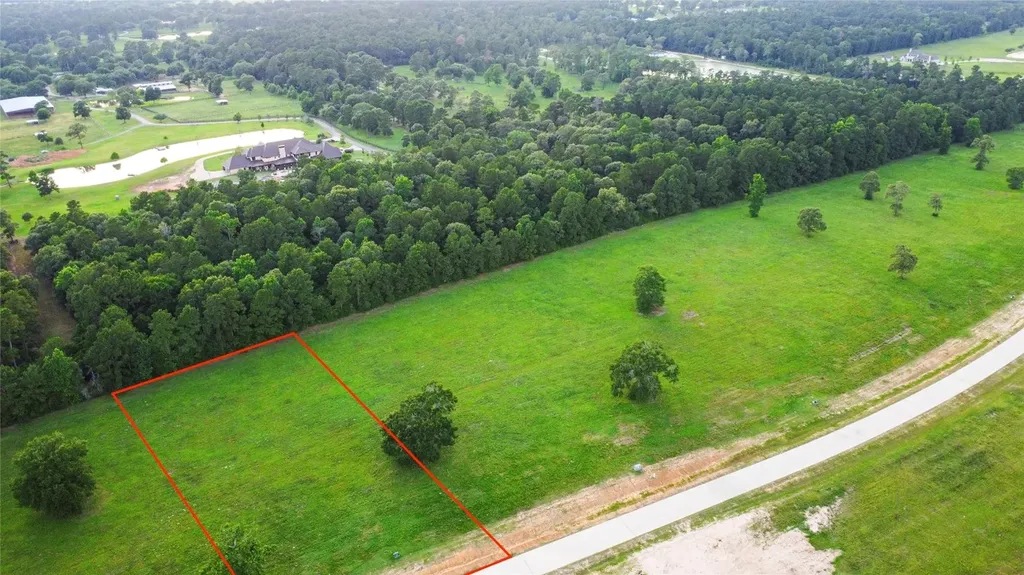 2068 Stallion Lakes Avenue Hockley TX 77447