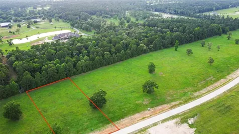 2068 Stallion Lakes Avenue Hockley TX 77447