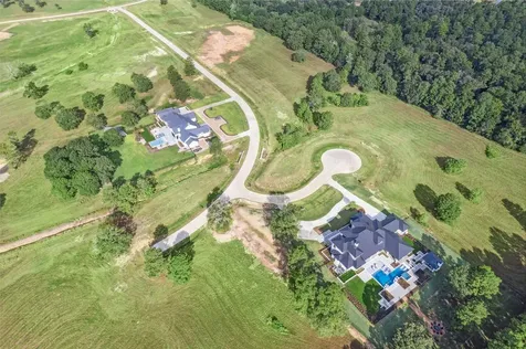 2068 Stallion Lakes Avenue Hockley TX 77447
