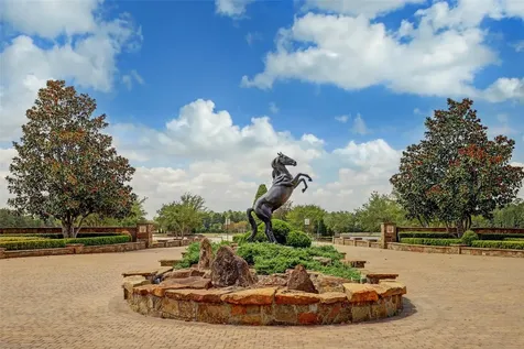 2068 Stallion Lakes Avenue Hockley TX 77447