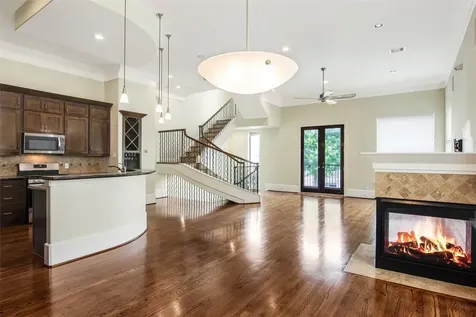 5505 Rose Street Houston TX 77007