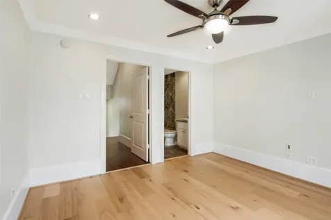 5505 Rose Street Houston TX 77007