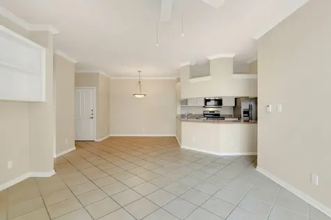 2111 Welch Street A218 Houston TX 77019