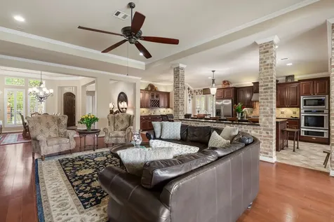 99 N Mews Wood Court The Woodlands TX 77381