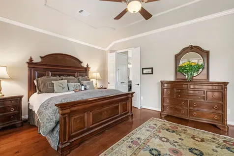 99 N Mews Wood Court The Woodlands TX 77381