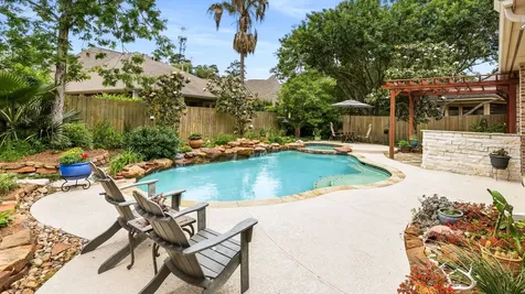99 N Mews Wood Court The Woodlands TX 77381