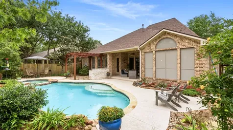 99 N Mews Wood Court The Woodlands TX 77381