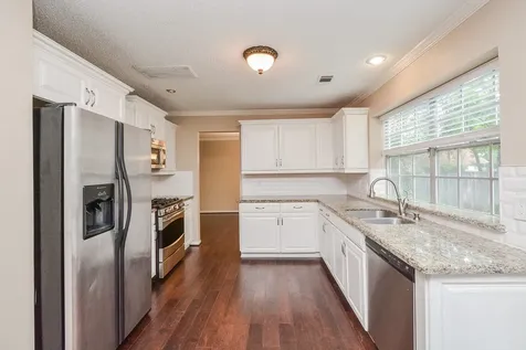 10 Ridgecross Place The Woodlands TX 77381