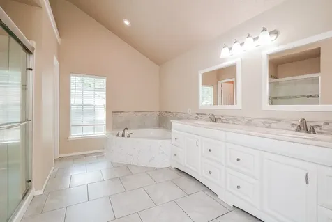10 Ridgecross Place The Woodlands TX 77381