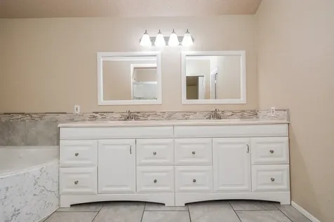 10 Ridgecross Place The Woodlands TX 77381