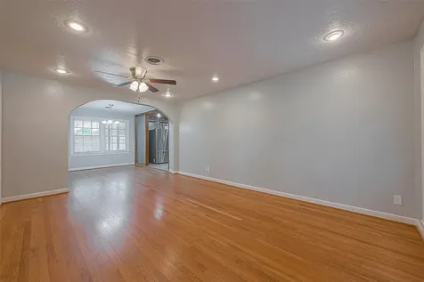 306 Graceland Street Houston TX 77009