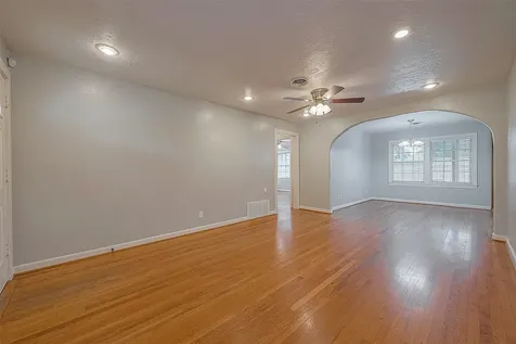 306 Graceland Street Houston TX 77009