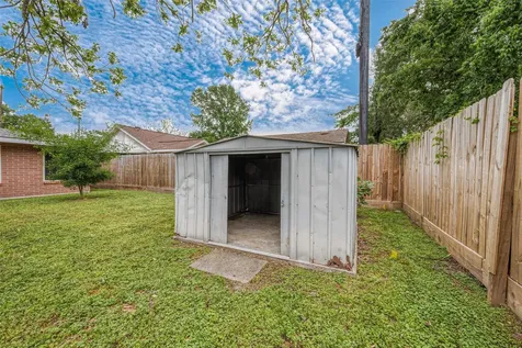 306 Graceland Street Houston TX 77009