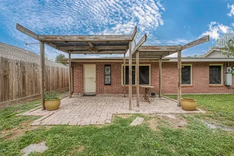 306 Graceland Street Houston TX 77009