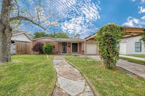 306 Graceland Street Houston TX 77009