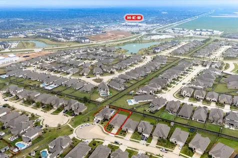 30007 Willow Cove Lane Brookshire TX 77423