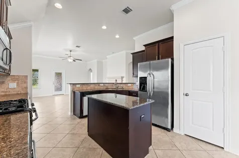 2043 Plum Rose Lane Richmond TX 77469