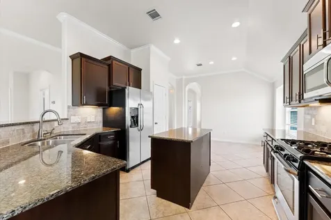 2043 Plum Rose Lane Richmond TX 77469