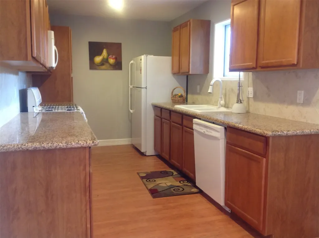 7427 Tanager Street Houston TX 77074