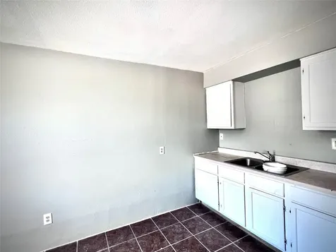 6802 Sayers Street A Few Houston TX 77016