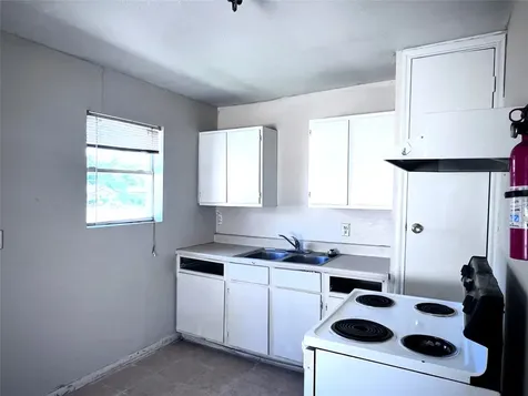 6802 Sayers Street A Few Houston TX 77016