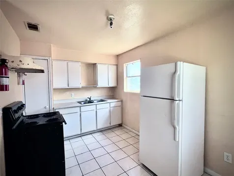6802 Sayers Street A Few Houston TX 77016