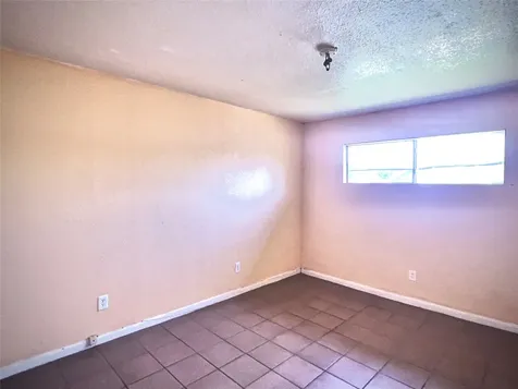 6802 Sayers Street A Few Houston TX 77016