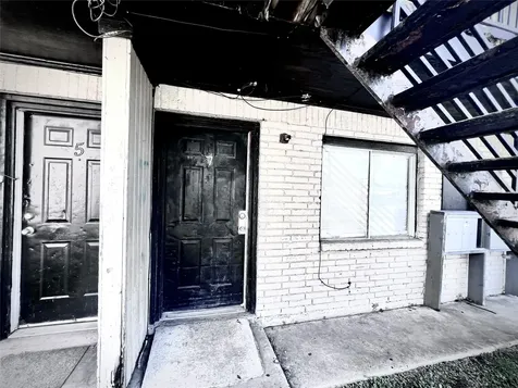 6802 Sayers Street A Few Houston TX 77016