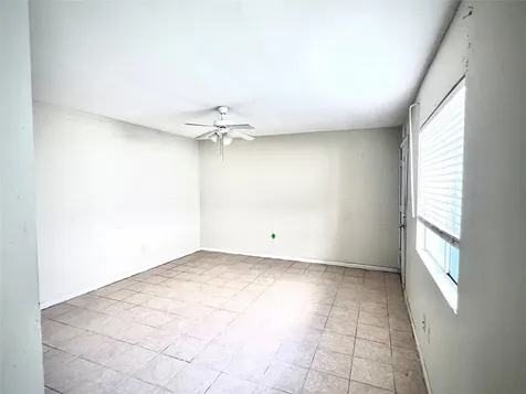6802 Sayers Street A Few Houston TX 77016