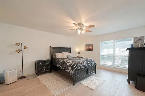 14515 Wunderlich Drive 610 Houston TX 77069