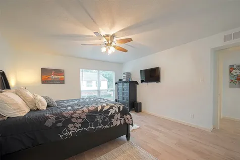 14515 Wunderlich Drive 610 Houston TX 77069