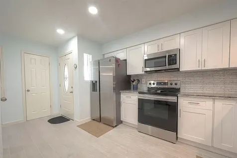 14515 Wunderlich Drive 610 Houston TX 77069