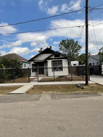 2206 Stevens Street Houston TX 77026