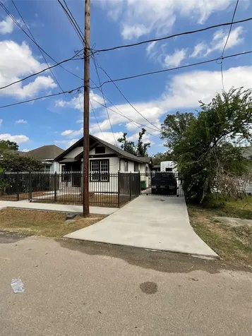 2206 Stevens Street Houston TX 77026