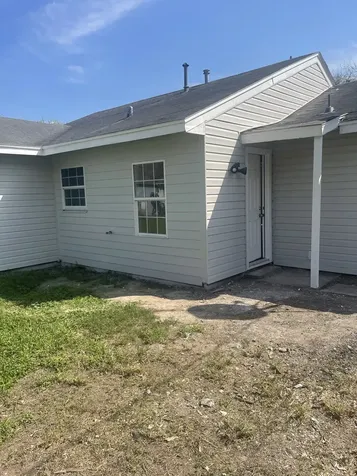 1005 Southampton Street Angleton TX 77515
